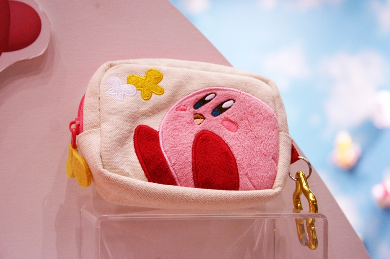 Illustration for article titled From Teeny Game Machines to Plastic Monsters, Have a Look at The Tokyo Toy Show!